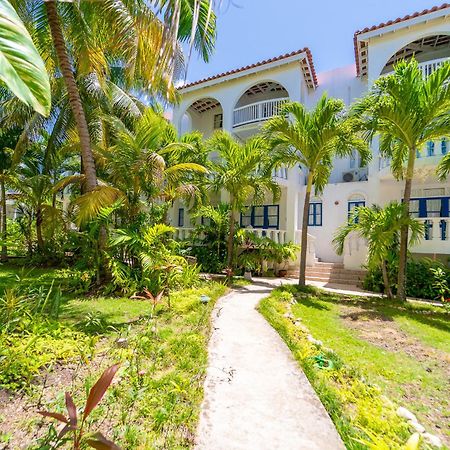 Franklyn D Resort & Spa All Inclusive Runaway Bay Exterior photo