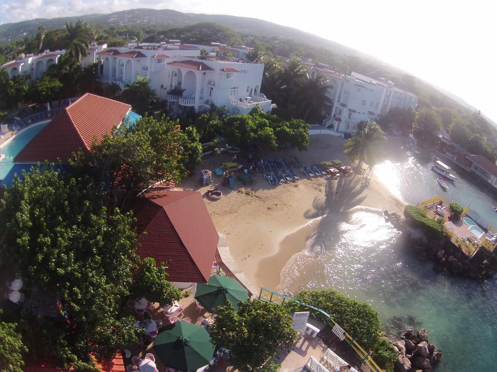 Franklyn D Resort & Spa All Inclusive Runaway Bay Exterior photo