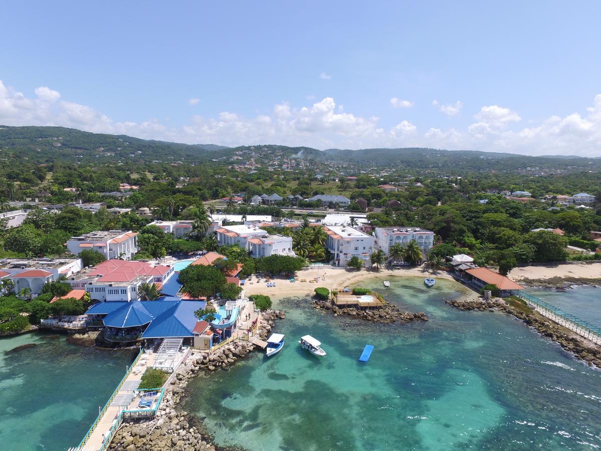 Franklyn D Resort & Spa All Inclusive Runaway Bay Exterior photo